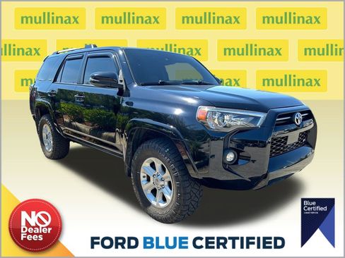 Used 2021 Toyota 4Runner SR5 Premium w/ Moonroof Package AWD/4WD image 1