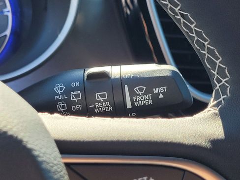 New 2026 Chrysler Pacifica Select image 24