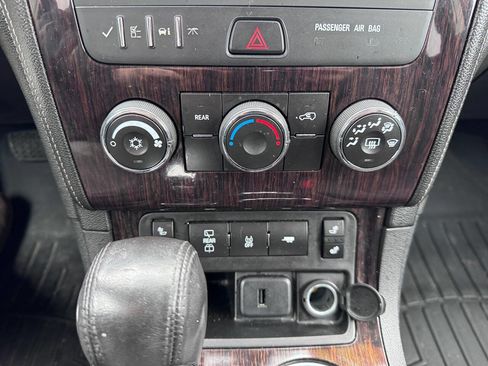 Used 2015 Chevrolet Traverse LT w/ Style and Technology Package image 14