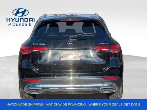 Used 2024 Mercedes-Benz GLC 300 4MATIC image 5