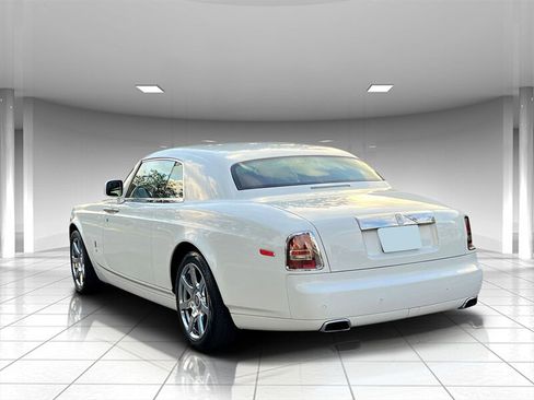 Used 2010 Rolls-Royce Phantom Coupe RWD image 3