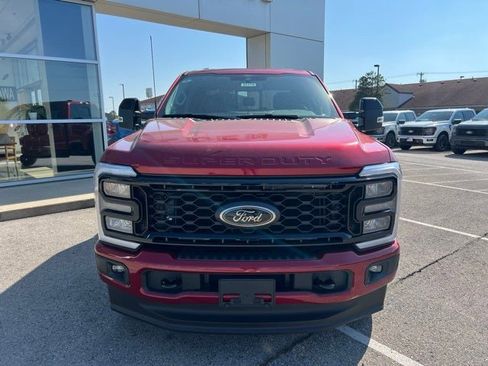 New 2025 Ford F250 Lariat w/ Black Appearance Package image 9