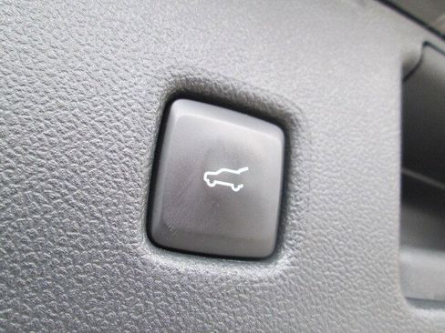 Used 2024 Ford Escape Platinum image 12