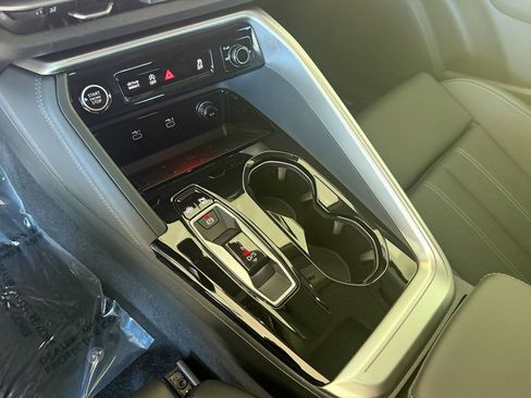 New 2026 Audi Q5 Premium Plus AWD/4WD image 22