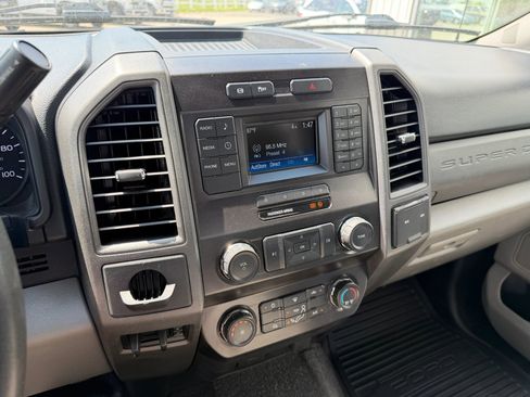 Used 2019 Ford F450 XL w/ XL Value Package RWD image 23