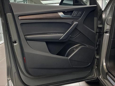 Certified 2023 Audi Q5 2.0T Premium w/ Convenience Package image 21