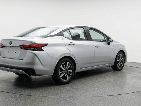 Used 2025 Nissan Versa SV FWD image 9