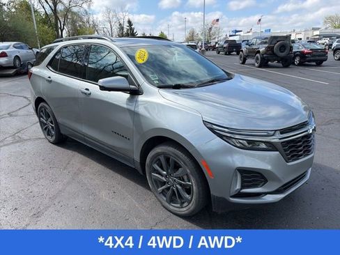 Used 2023 Chevrolet Equinox RS w/ RS Leather Package AWD/4WD image 2