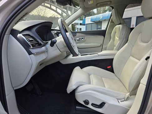 Used 2024 Volvo XC90 B6 Ultimate w/ Protection Package Premier image 20