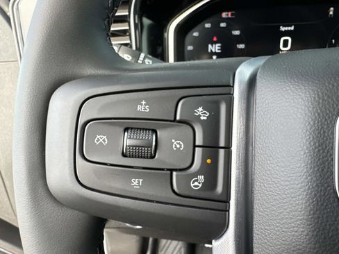 New 2026 GMC Sierra 1500 SLE image 35