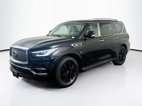 Used 2018 INFINITI QX80 2WD w/ Driver Assistance Package image 3