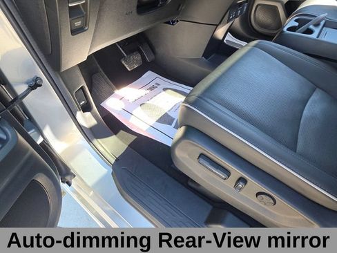 Used 2025 Honda Odyssey Elite image 23