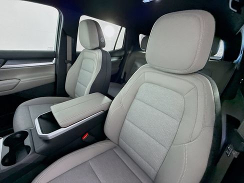 New 2025 GMC Terrain Elevation image 11