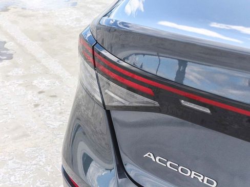 Certified 2023 Honda Accord LX image 7