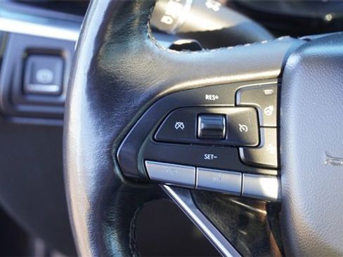 Used 2020 Cadillac XT6 Premium Luxury image 31