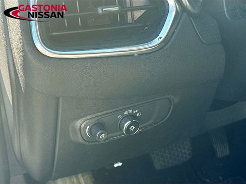 Used 2024 Chevrolet Equinox LT image 13