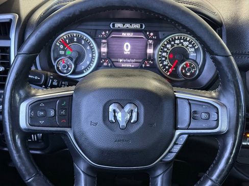 Used 2020 RAM 1500 Laramie RWD image 19