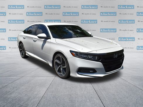 Used 2018 Honda Accord Sport image 11