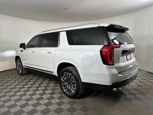 Used 2023 GMC Yukon XL Denali Ultimate image 5