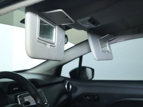 Used 2020 Nissan Versa S image 23