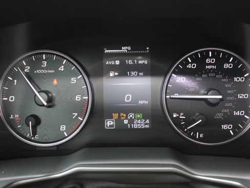 Used 2025 Subaru Outback Limited XT AWD/4WD image 16