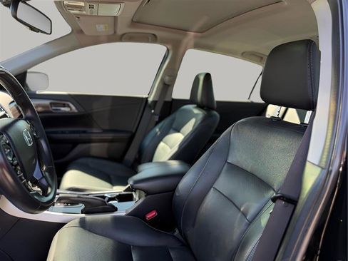 Used 2017 Honda Accord EX-L image 17