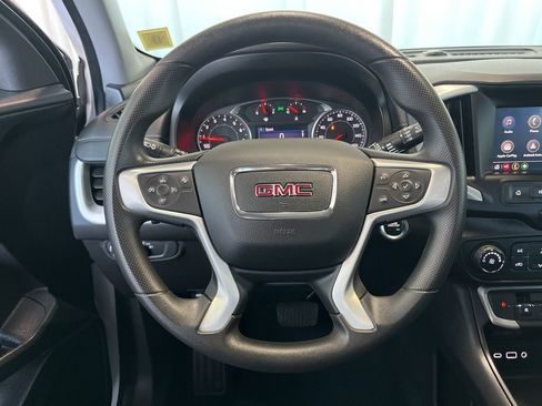 Used 2023 GMC Terrain SLE image 5