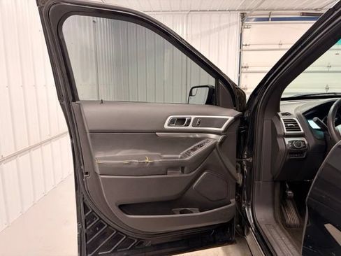 Used 2012 Ford Explorer XLT AWD/4WD image 15