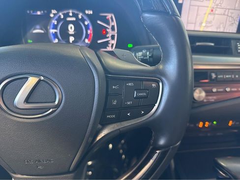 Used 2021 Lexus ES 250 w/ Premium Package AWD/4WD image 20