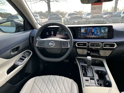 New 2026 Nissan Sentra SL w/ Floor Mat Package FWD image 20