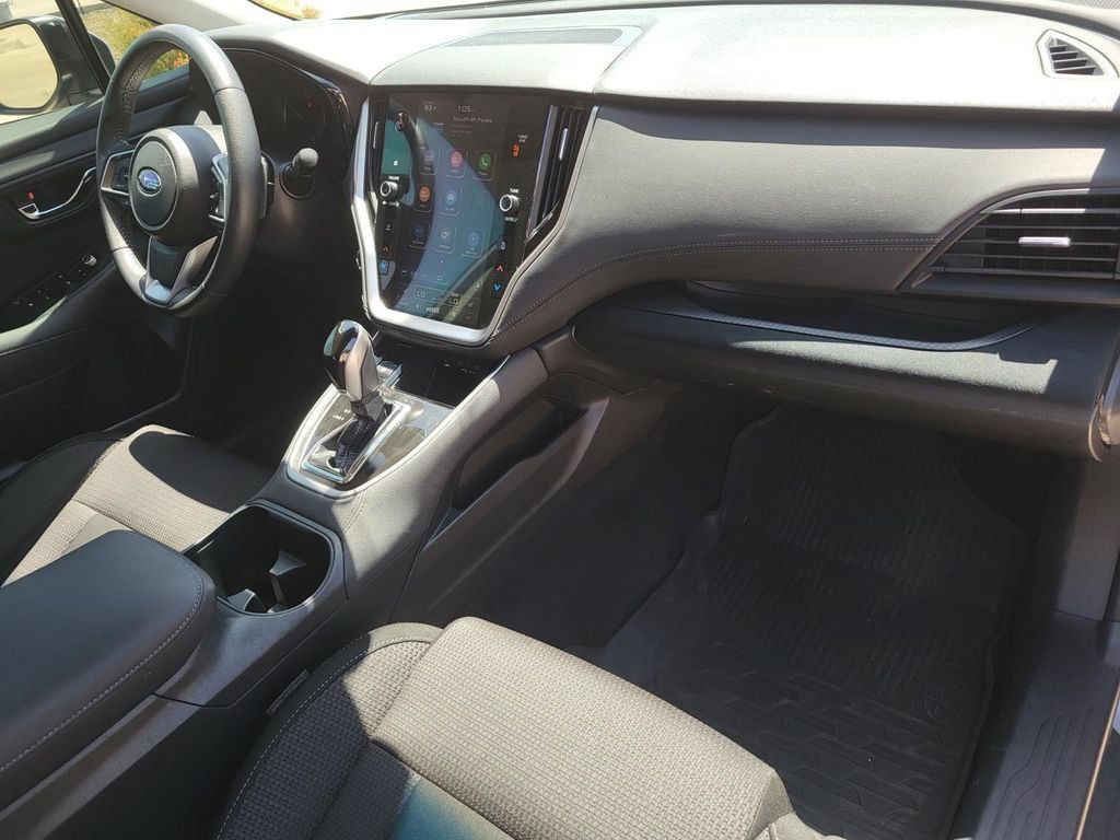 Used 2020 Subaru Outback Premium AWD/4WD image 7
