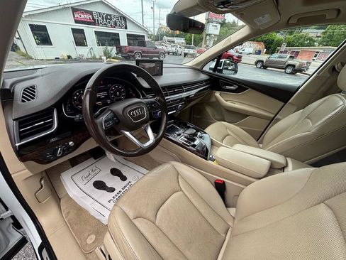 Used 2019 Audi Q7 3.0T Prestige w/ Prestige Package AWD/4WD image 15