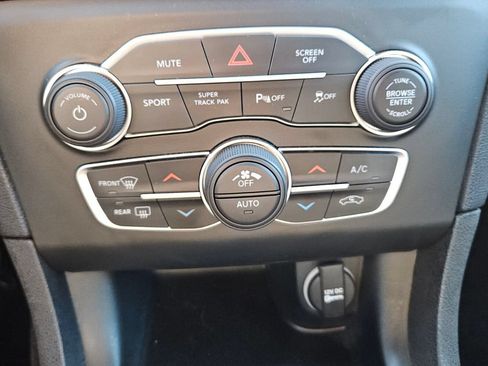 Used 2023 Dodge Charger R/T w/ Harman/Kardon Audio Group RWD image 19