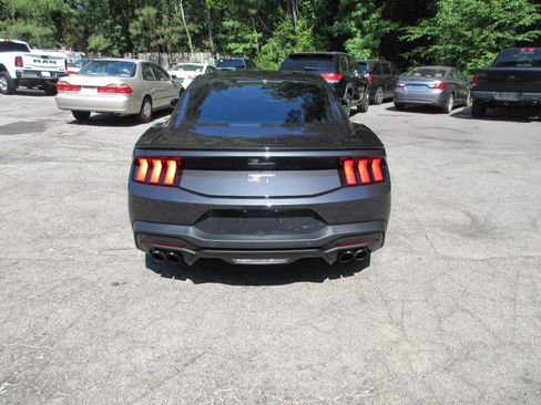 Used 2024 Ford Mustang GT Premium RWD image 4
