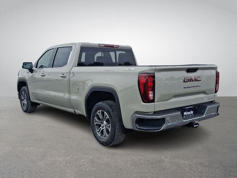 New 2026 GMC Sierra 1500 SLE w/ Preferred Package image 3