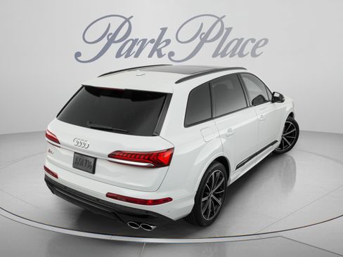 Used 2021 Audi SQ7 Premium Plus AWD/4WD image 5