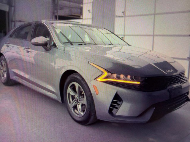 Used 2022 Kia K5 LXS FWD image 1