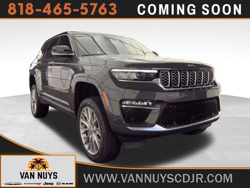 Used 2022 Jeep Grand Cherokee Summit w/ Luxury Tech Group V AWD/4WD image 1