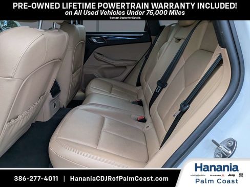 Used 2021 Porsche Macan S AWD/4WD image 12