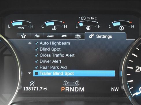 Used 2018 Ford F150 King Ranch w/ Equipment Group 601A Luxury AWD/4WD image 21