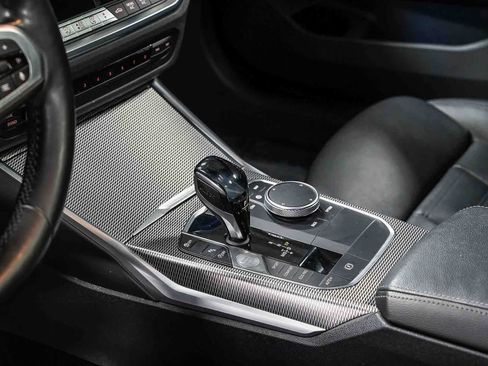 Used 2019 BMW 330i Sedan w/ M Sport Package RWD image 24