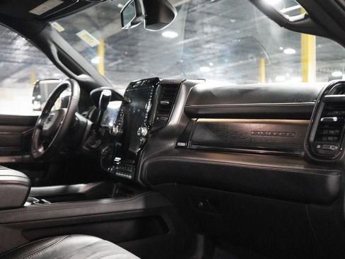 Used 2022 RAM 2500 Limited w/ Snow Chief Group AWD/4WD image 15