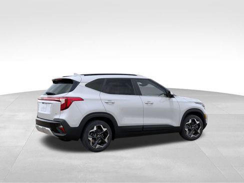 Used 2025 Kia Seltos EX image 7