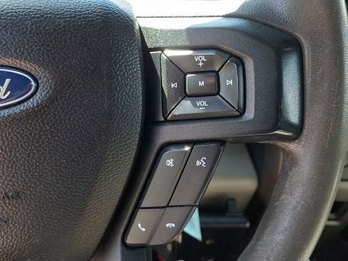 Used 2017 Ford F550 4x4 Crew Cab Super Duty image 13