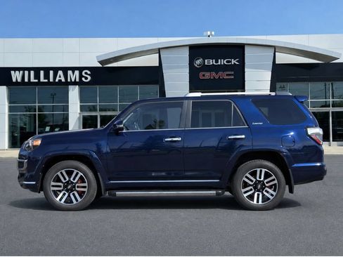 Used 2016 Toyota 4Runner Limited AWD/4WD image 6