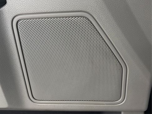 Used 2018 Ford F150 XLT AWD/4WD image 38