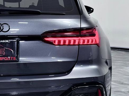 Used 2022 Audi RS 6 w/ Executive Package image 14