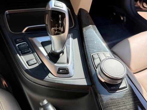 Used 2017 BMW 330e 330e iPerformance 4dr Sedan image 26