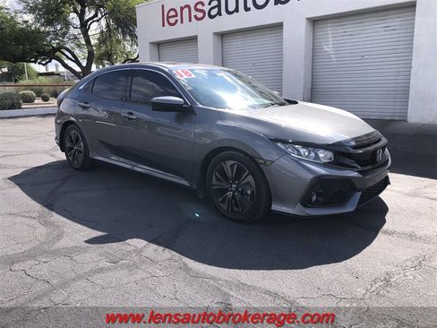 Used 2018 Honda Civic EX-L image 2