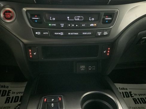 Used 2022 Honda Pilot Sport image 33